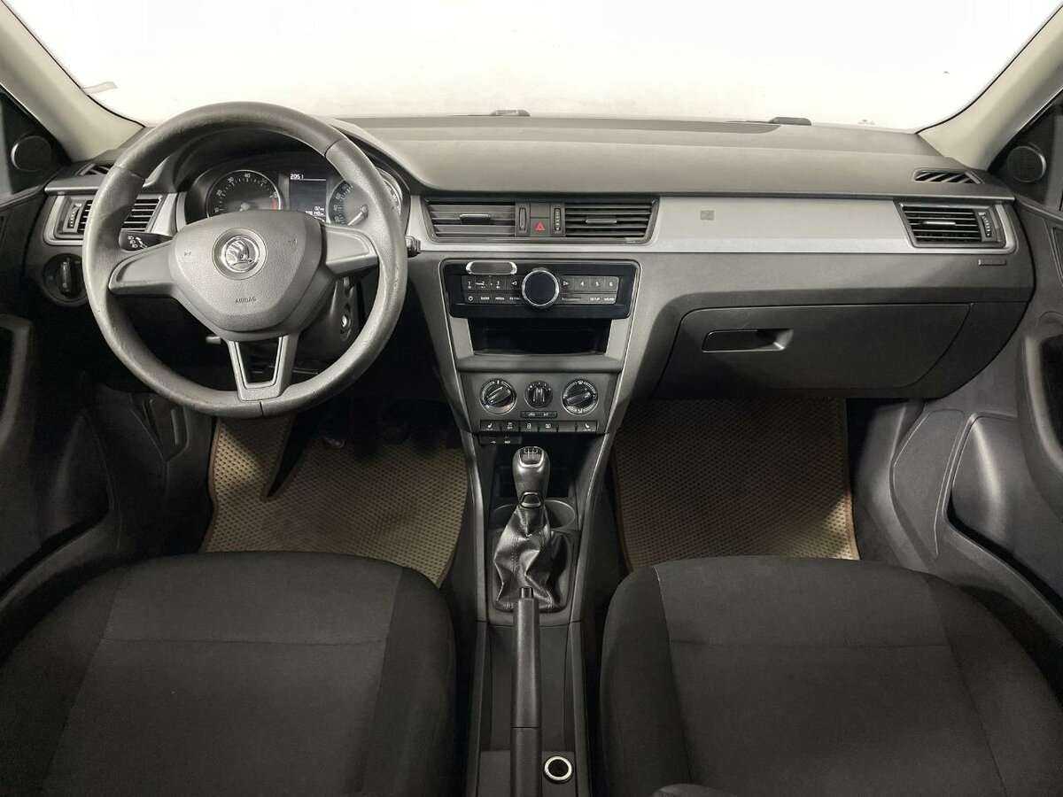 Skoda Rapid б/у, 2016, Механическая. Фото: #5