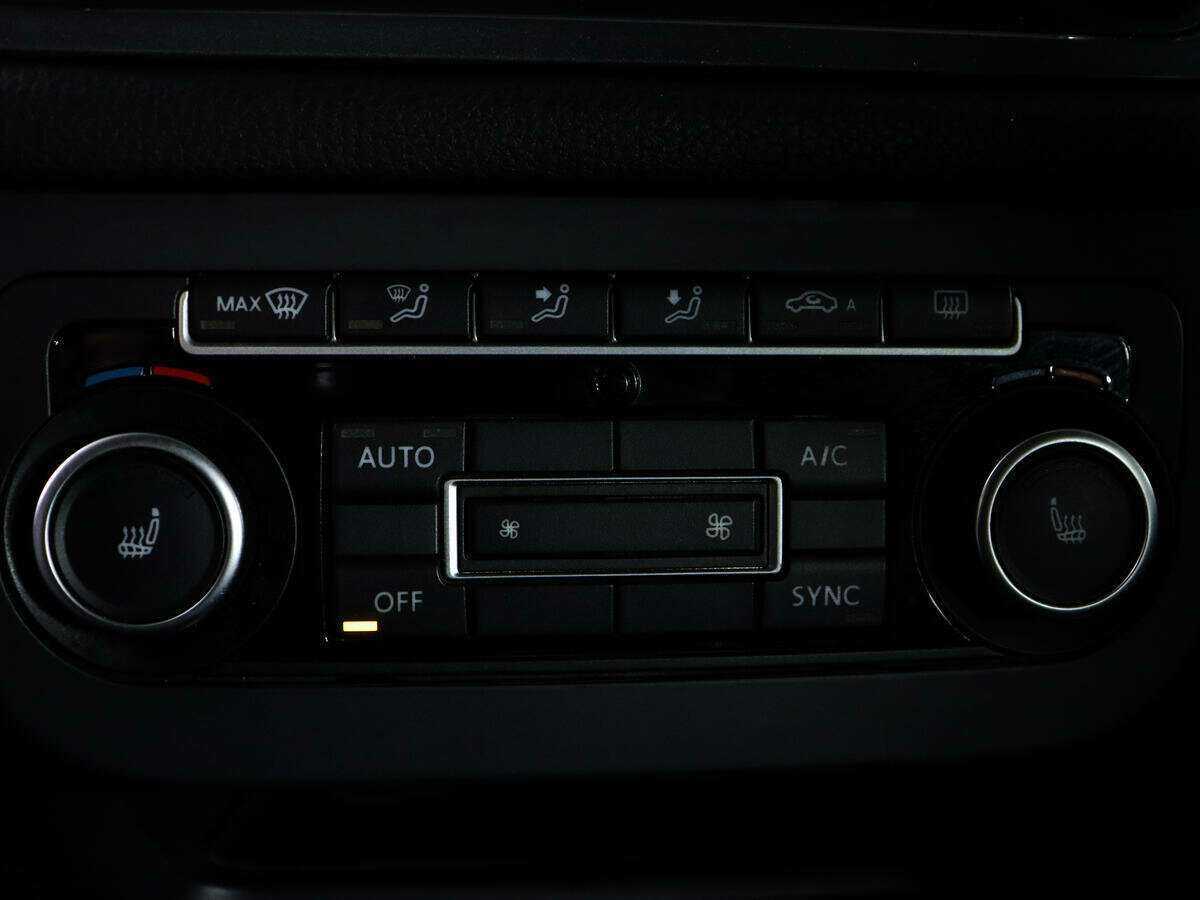 Volkswagen Tiguan б/у, 2012, Автоматическая. Фото: #13