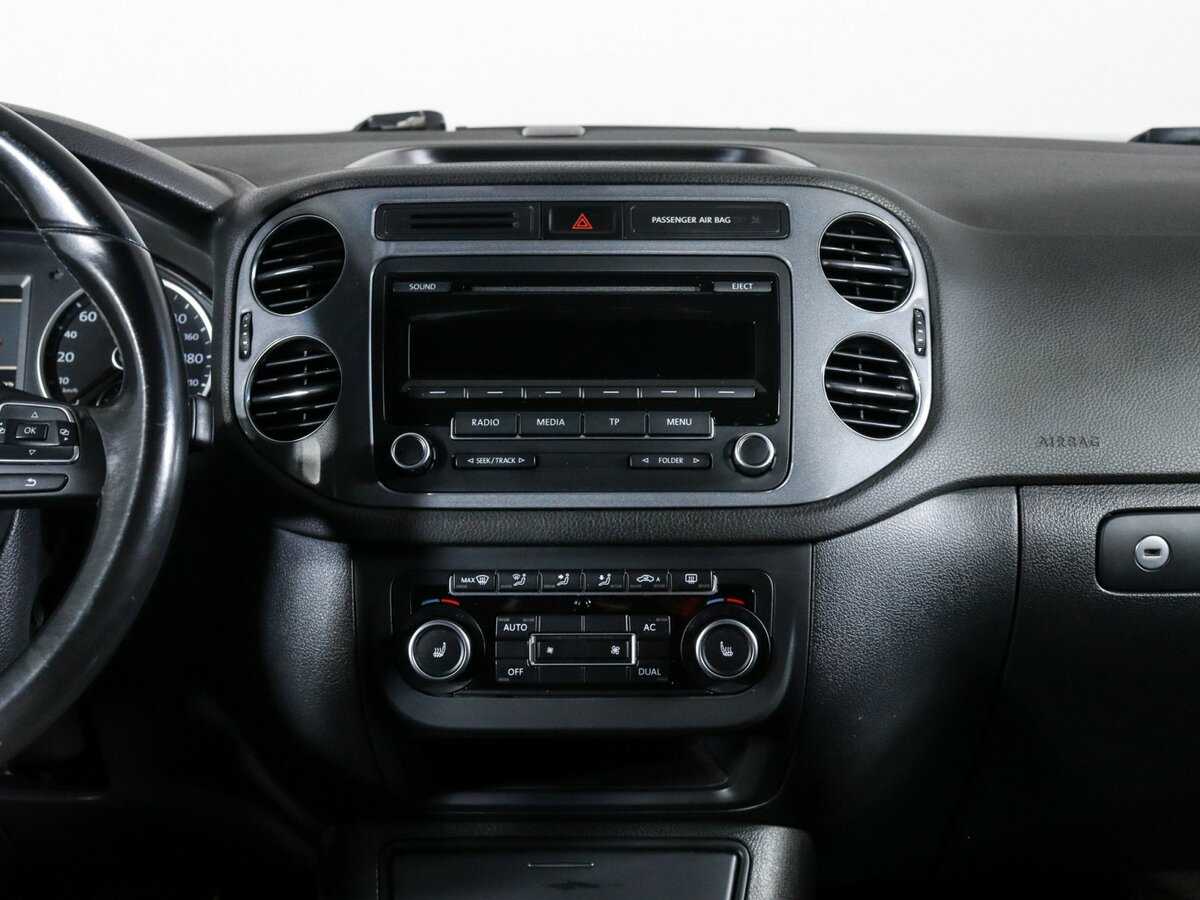 Volkswagen Tiguan б/у, 2012, Автоматическая. Фото: #12