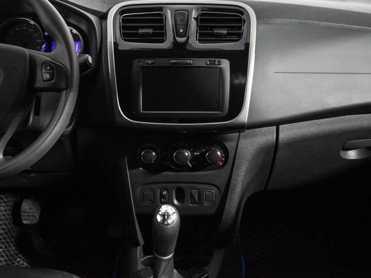 Renault Sandero б/у, 2018, Механическая. Фото: #14
