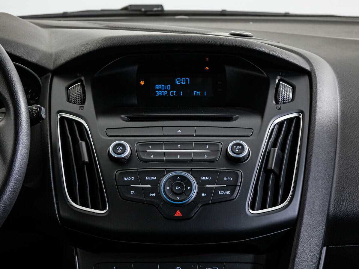 Ford Focus б/у, 2017, Механическая. Фото: #13