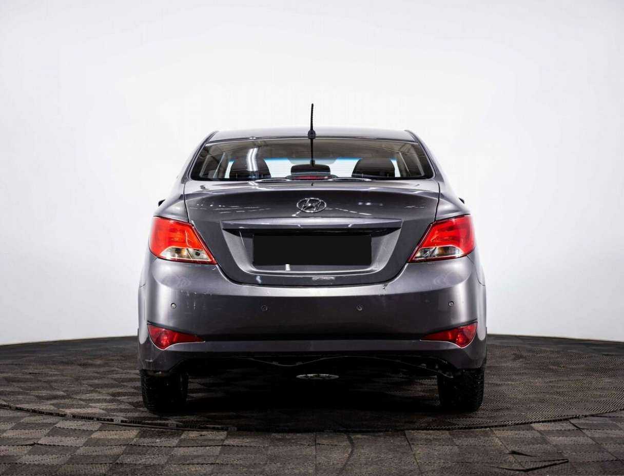 Hyundai Solaris б/у, 2015, Автоматическая. Фото: #4