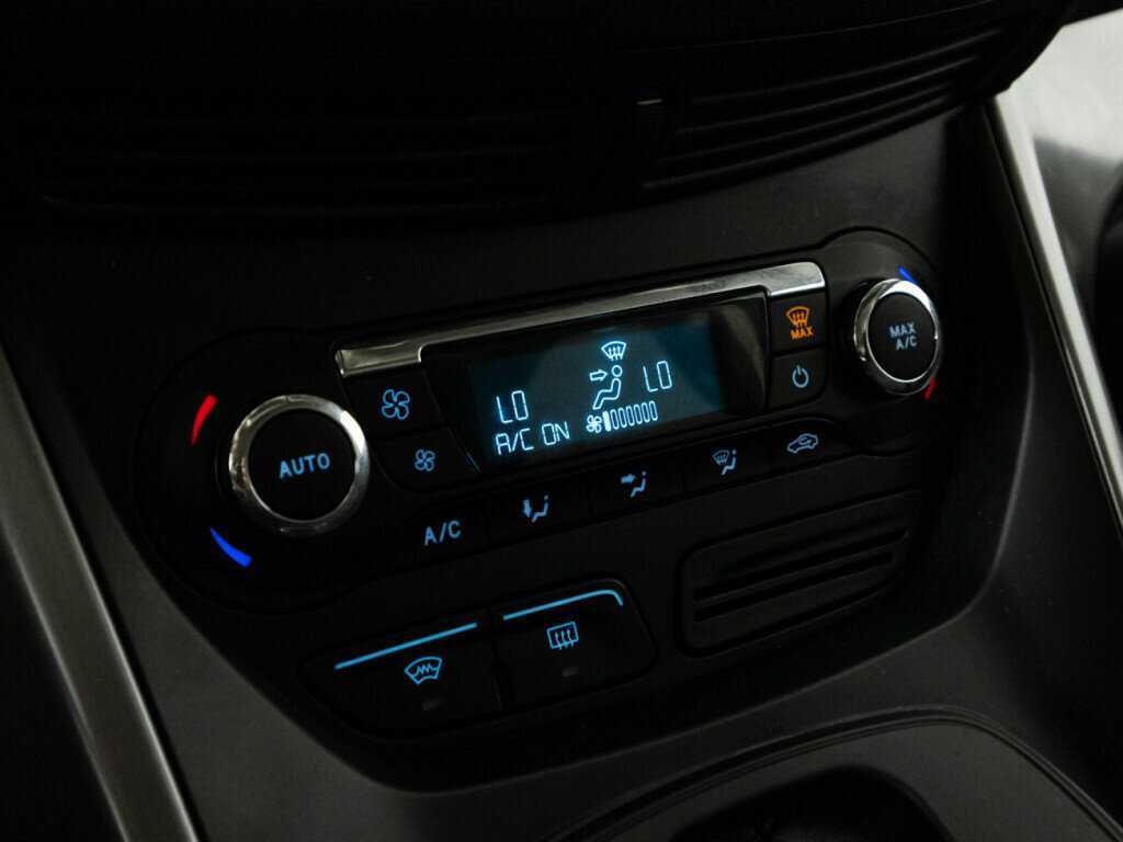 Ford Kuga б/у, 2016, Автоматическая. Фото: #14