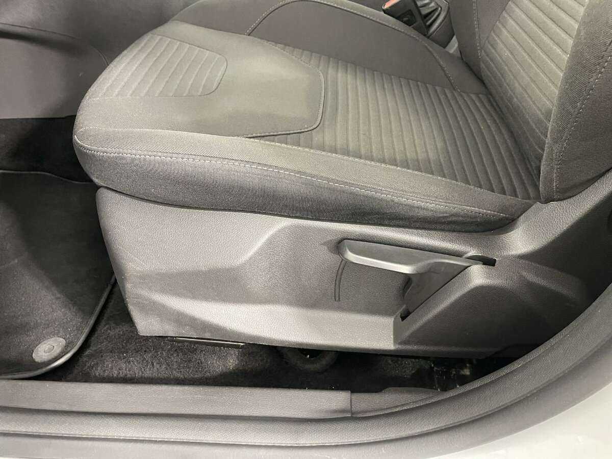 Ford Focus б/у, 2017, Автоматическая. Фото: #9