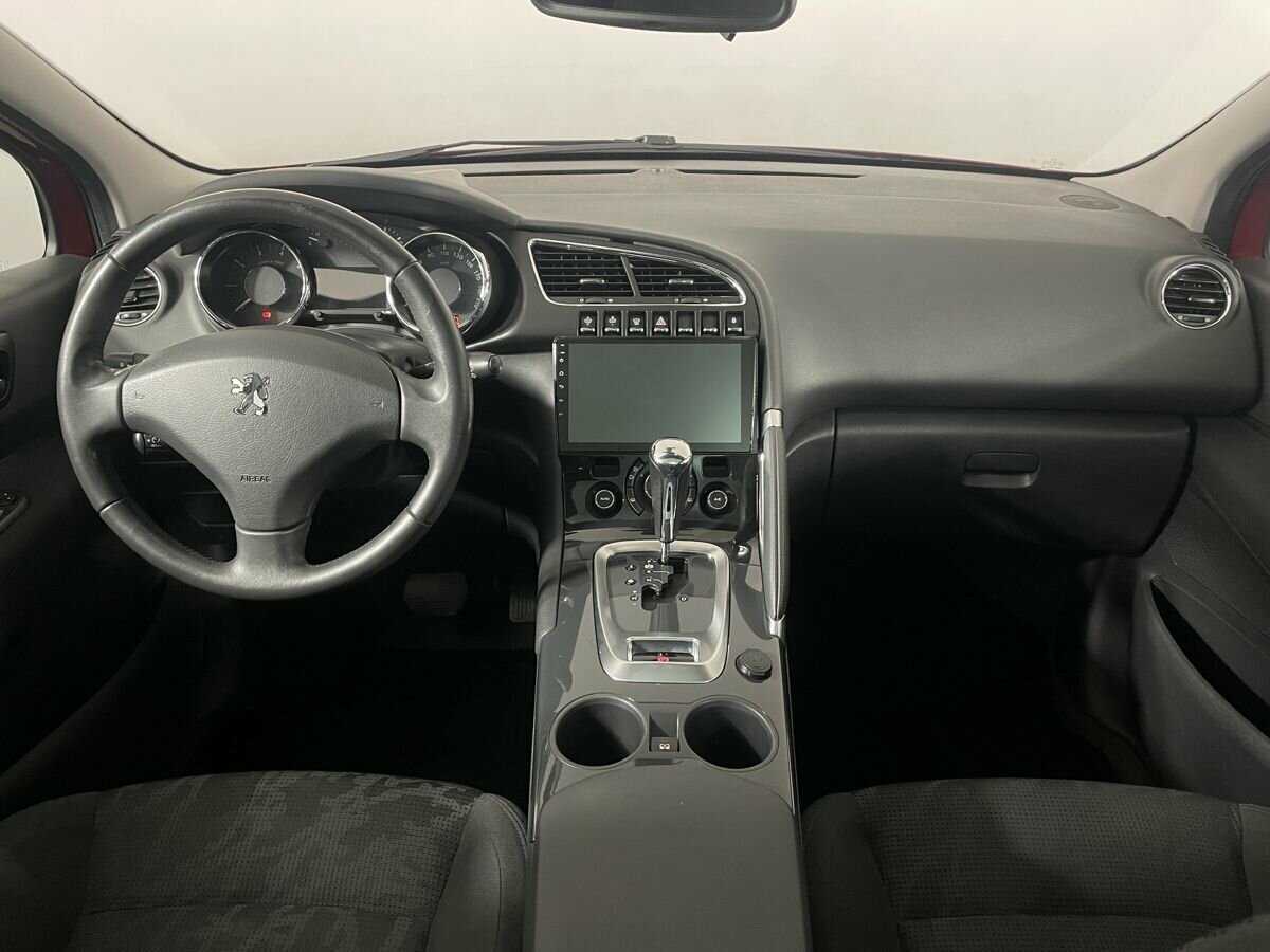Peugeot 3008 б/у, 2012, Автоматическая. Фото: #6