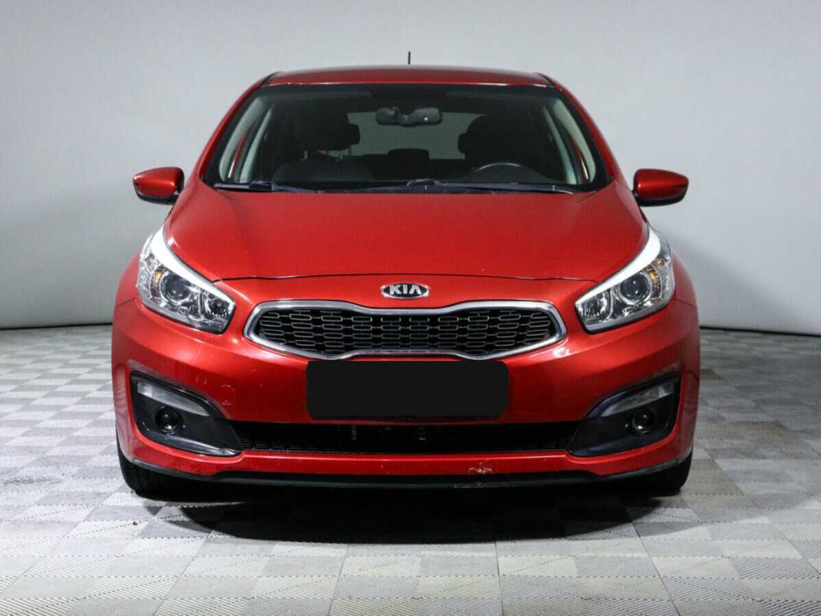 Kia Ceed б/у, 2016, Автоматическая. Фото: #1