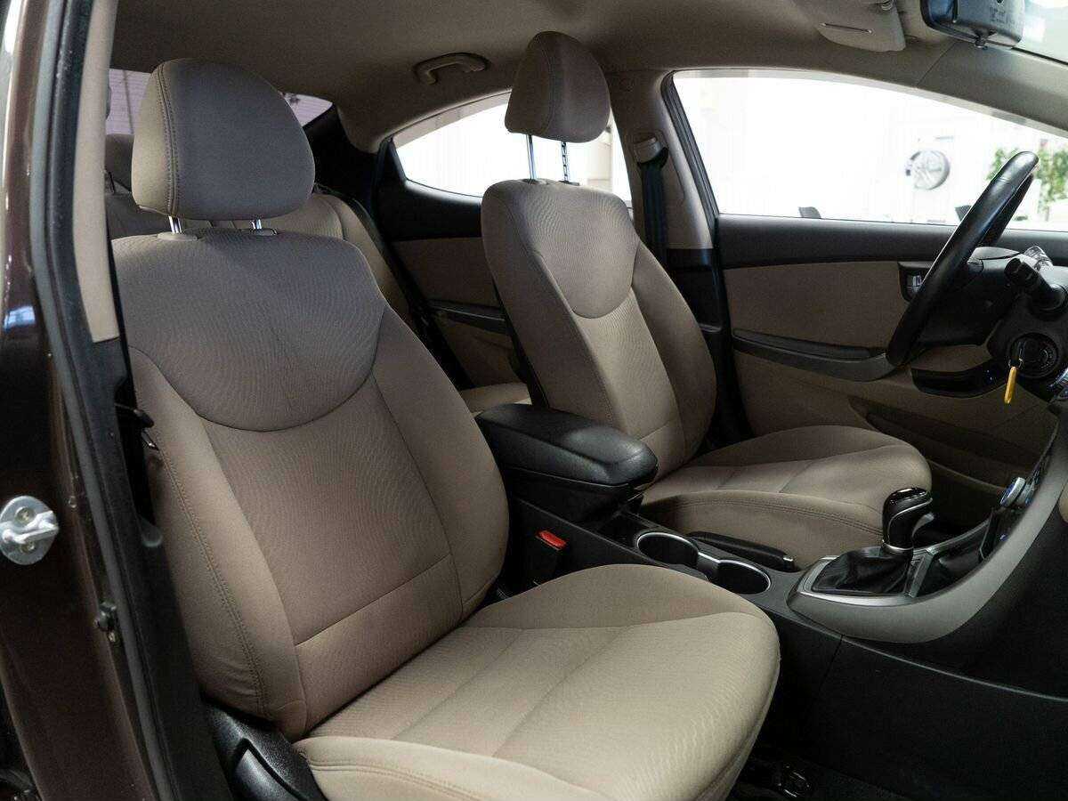 Hyundai Elantra б/у, 2014, Автоматическая. Фото: #9