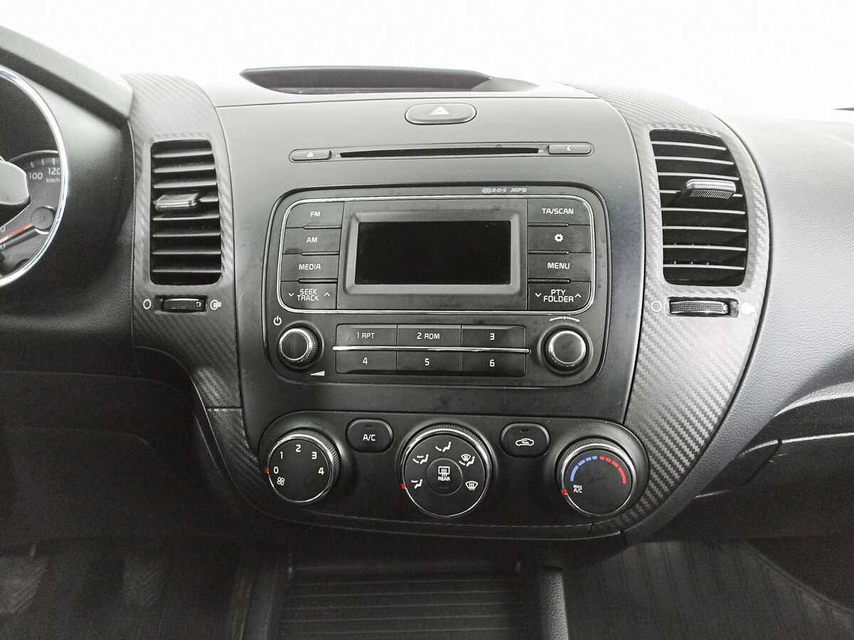 Kia Cerato б/у, 2013, Механическая. Фото: #12