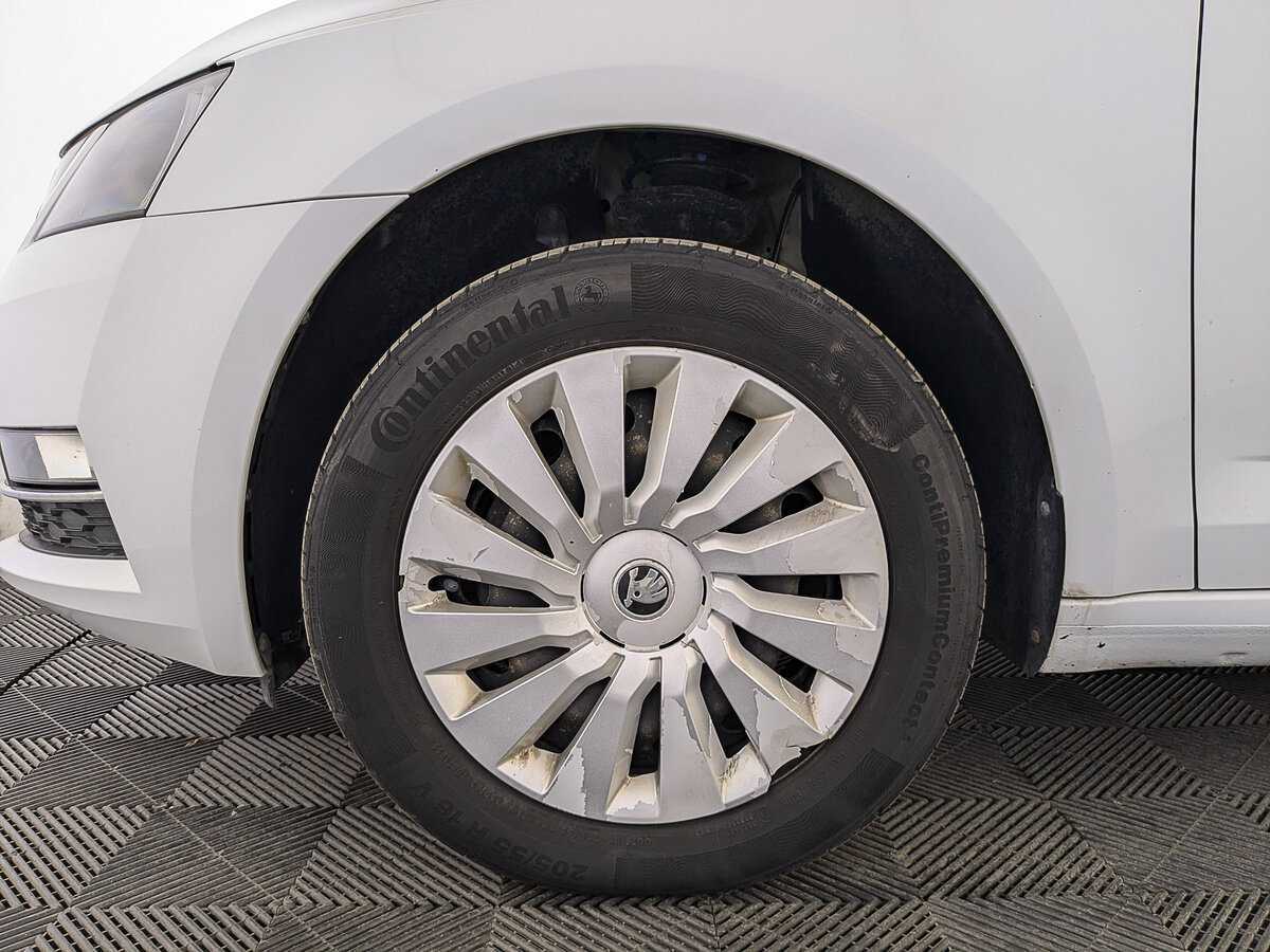 Skoda Octavia б/у, 2019, Механическая. Фото: #10