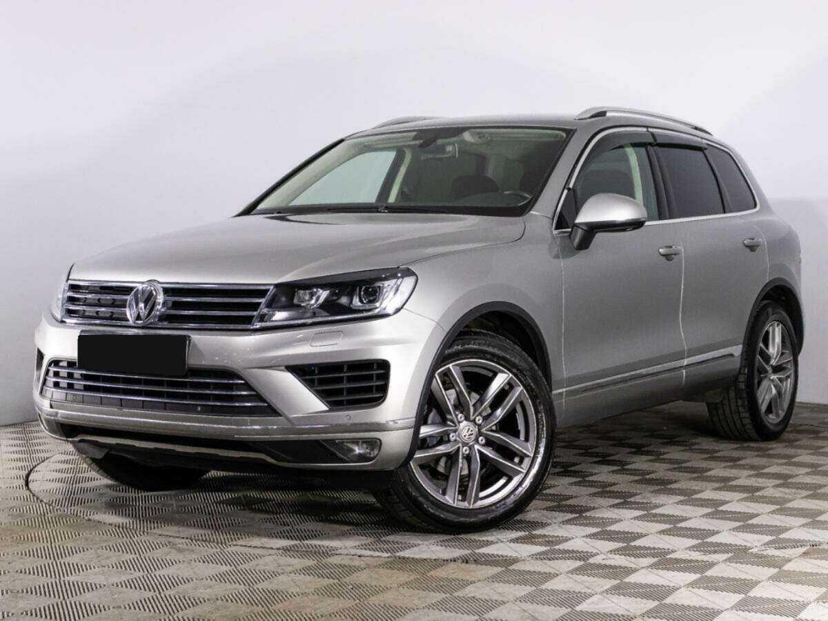 Volkswagen Touareg б/у, 2015, Автоматическая. Фото: #0