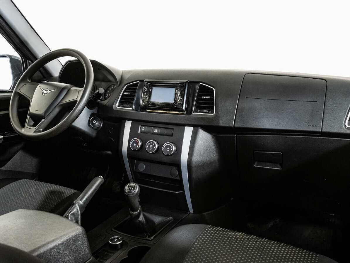 УАЗ Patriot б/у, 2017, Механическая. Фото: #6