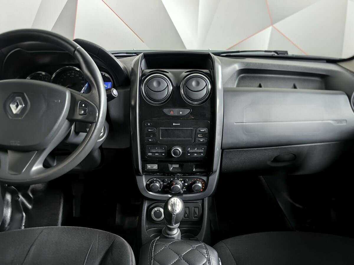 Renault Duster б/у, 2017, Механическая. Фото: #8