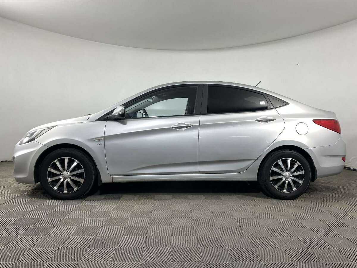 Hyundai Solaris б/у, 2014, Механическая. Фото: #4