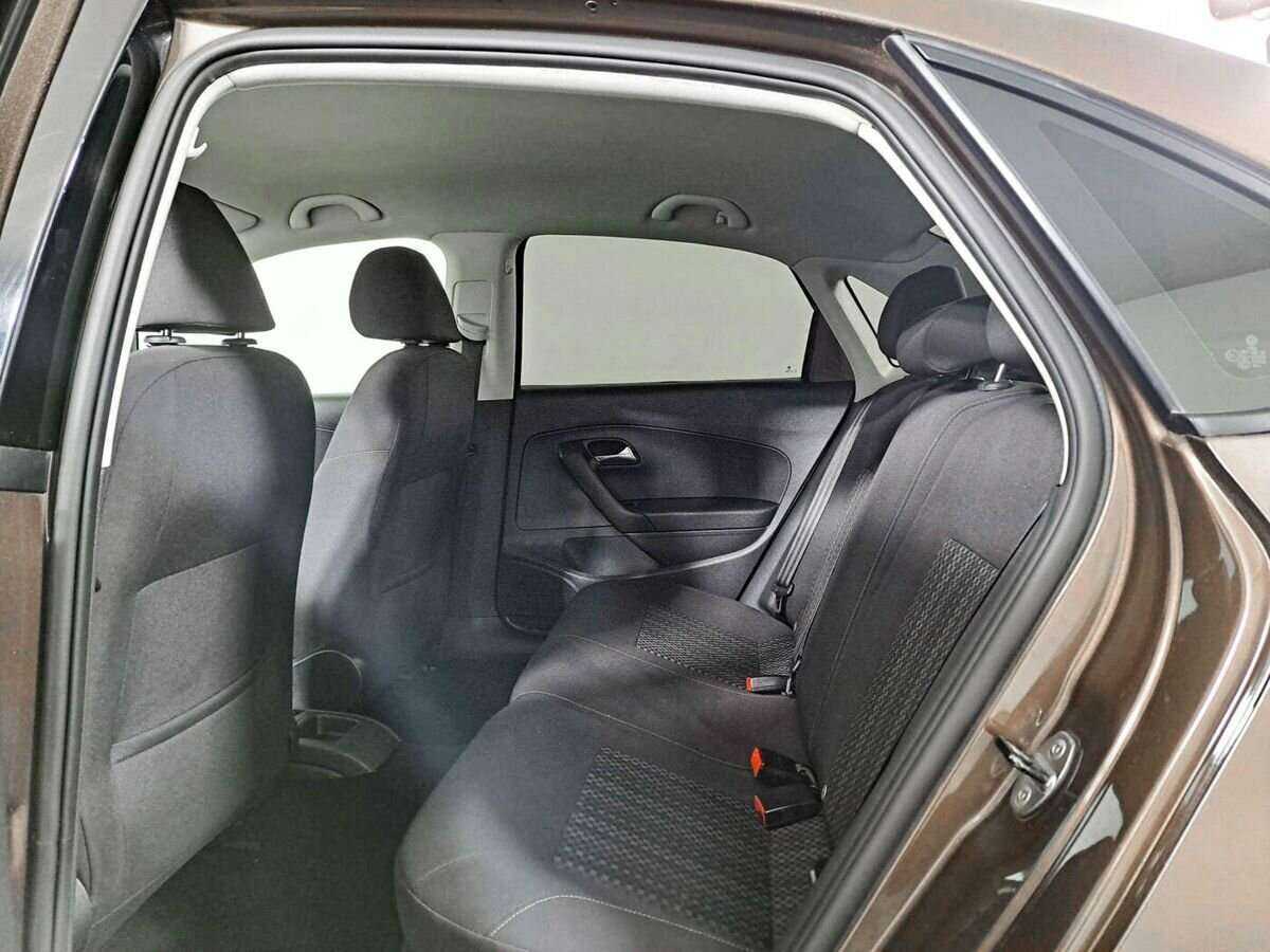 Volkswagen Polo б/у, 2016, Автоматическая. Фото: #9