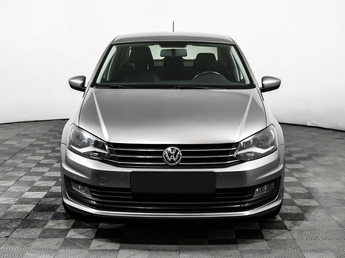 Volkswagen Polo б/у, 2018, Роботизированная. Фото: #1