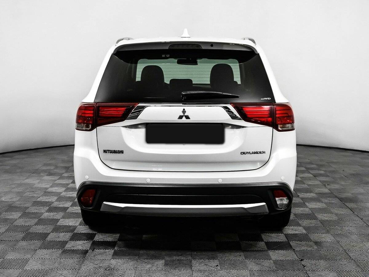 Mitsubishi Outlander б/у, 2017, Вариатор. Фото: #5