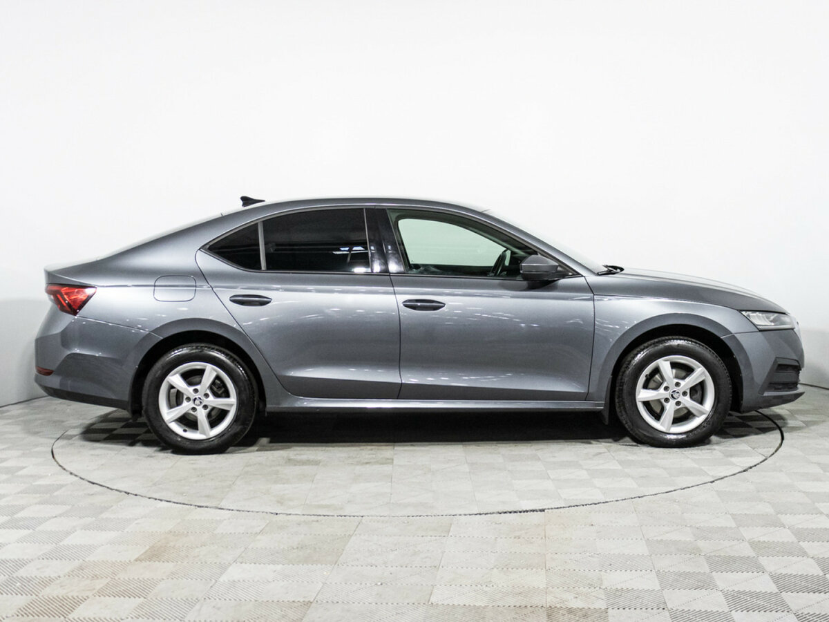 Skoda Octavia б/у, 2021, Автоматическая. Фото: #3