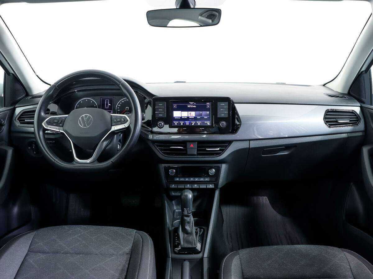 Volkswagen Polo б/у, 2022, Автоматическая. Фото: #9