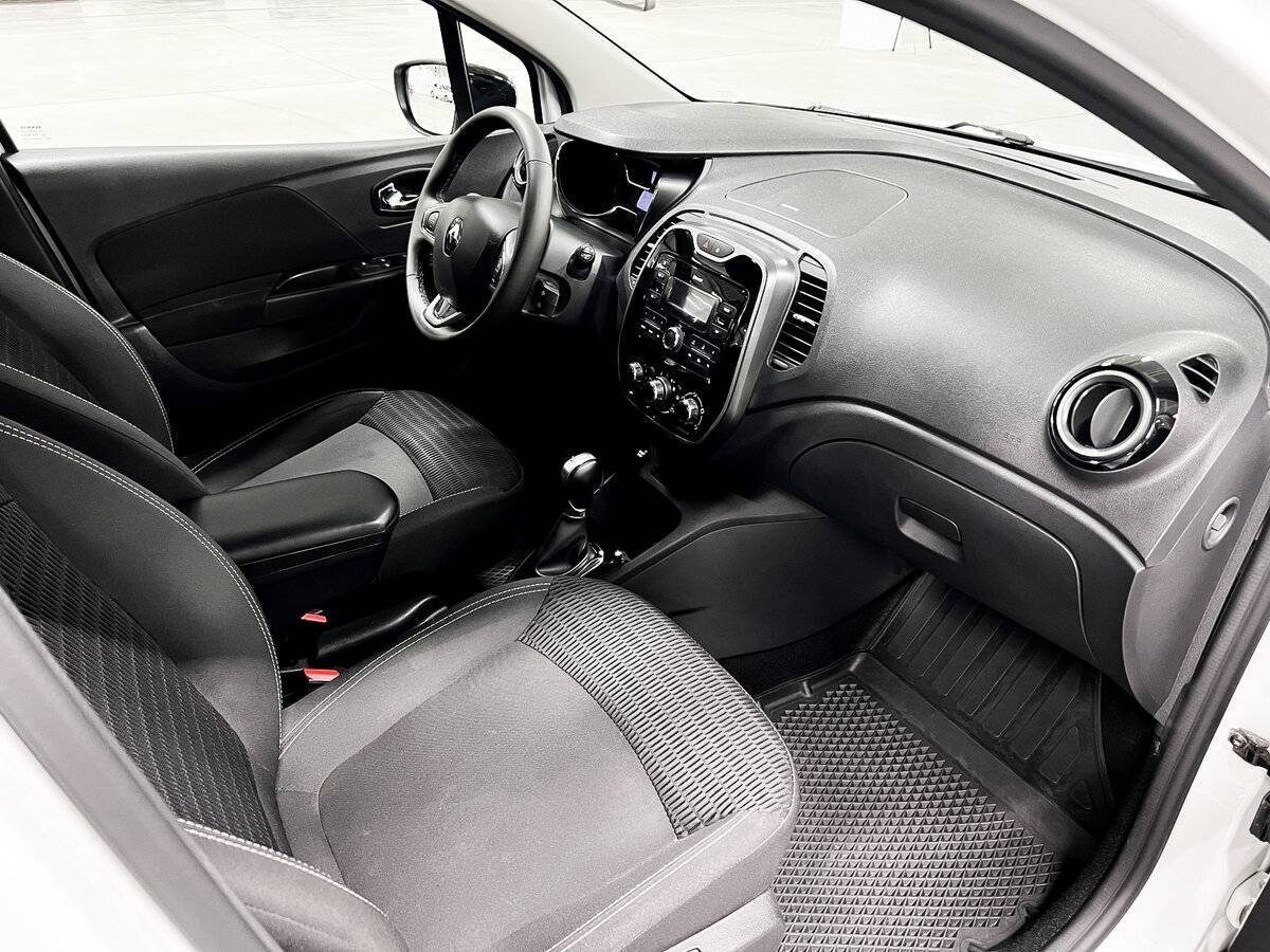 Renault Kaptur б/у, 2019, Автоматическая. Фото: #10