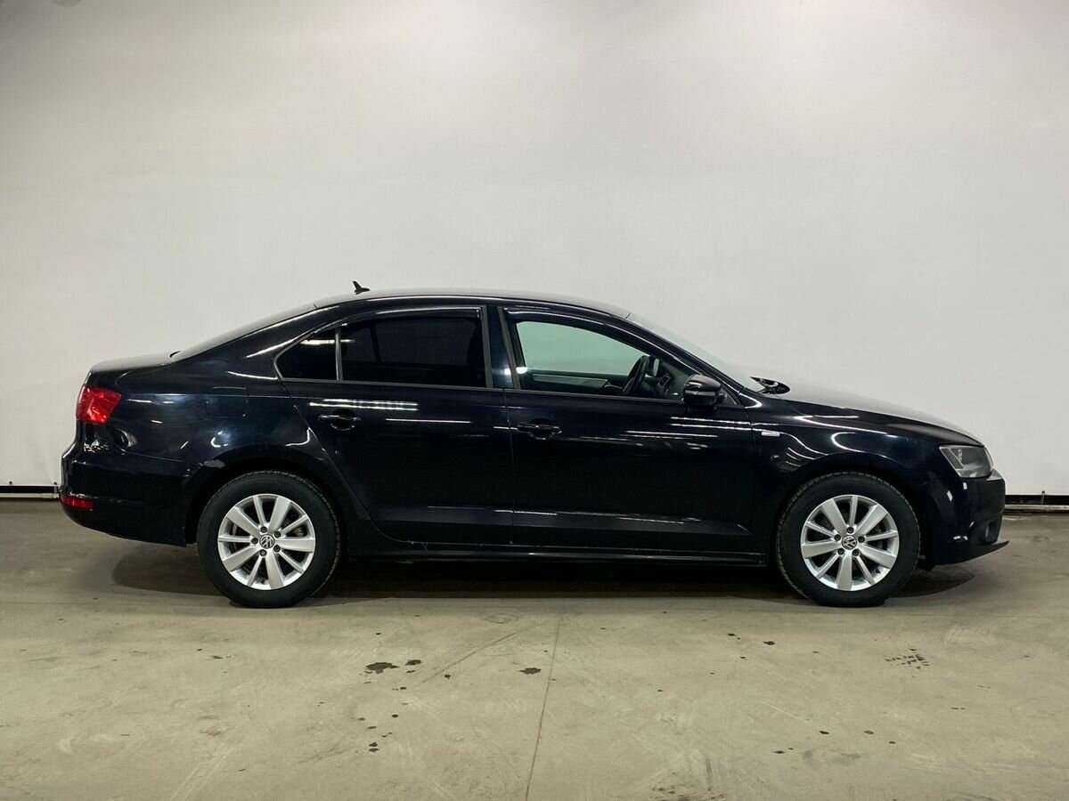 Volkswagen Jetta б/у, 2013, Механическая. Фото: #3