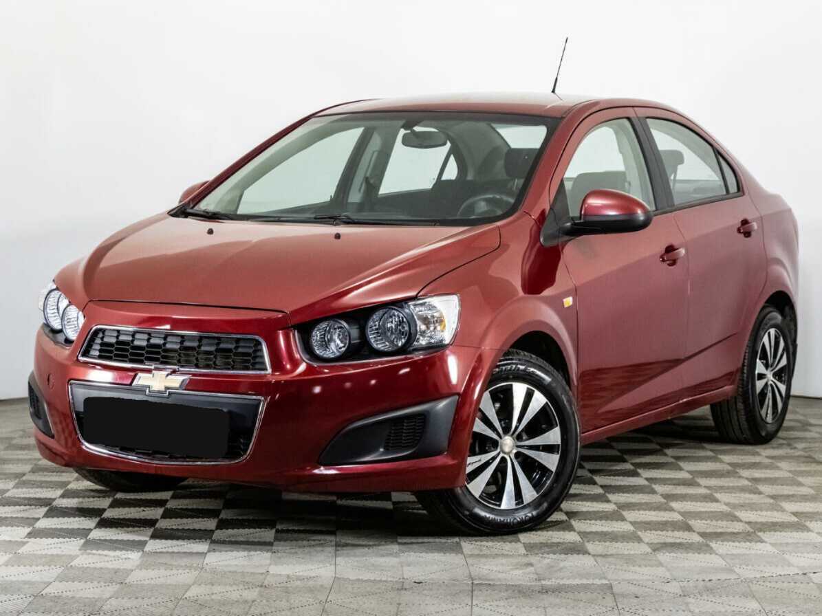 Chevrolet Aveo б/у, 2015, Автоматическая. Фото: #0