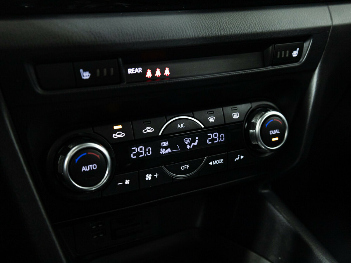 Mazda 3 б/у, 2013, Автоматическая. Фото: #13