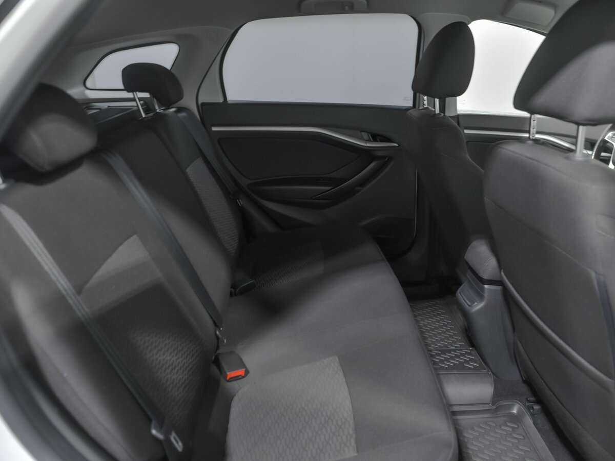 Lada (ВАЗ) Vesta б/у, 2020, Механическая. Фото: #11