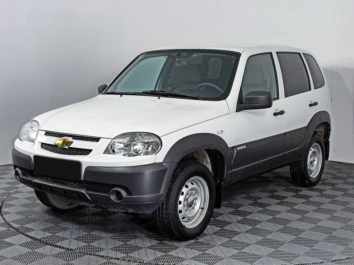 Chevrolet Niva б/у, 2016, Механическая. Фото: #0