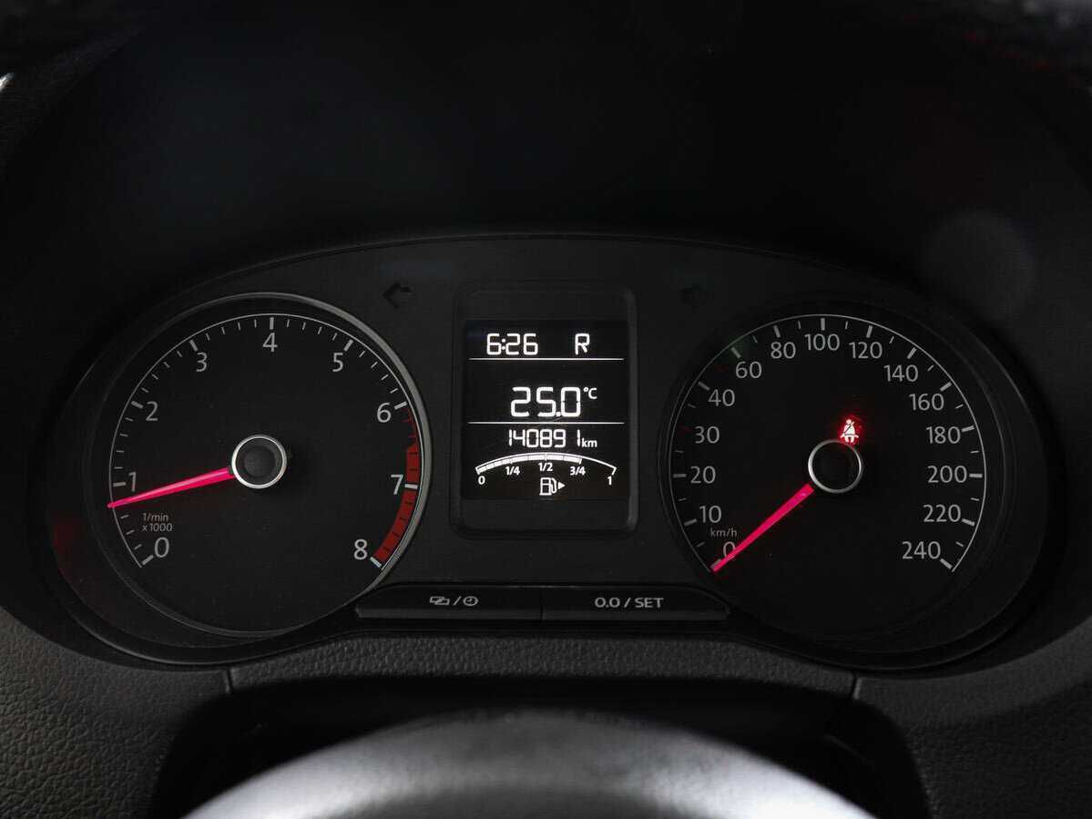 Volkswagen Polo б/у, 2018, Автоматическая. Фото: #10