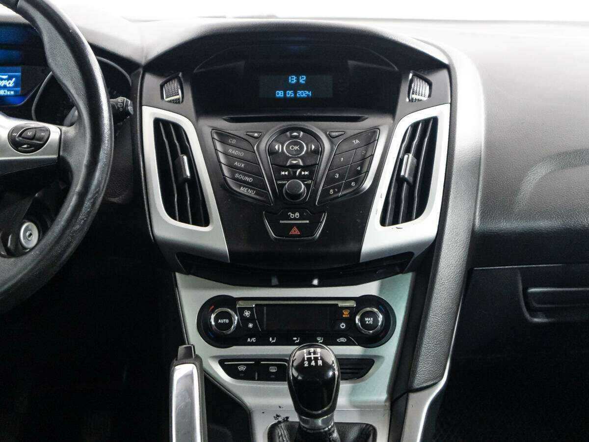 Ford Focus б/у, 2012, Механическая. Фото: #13