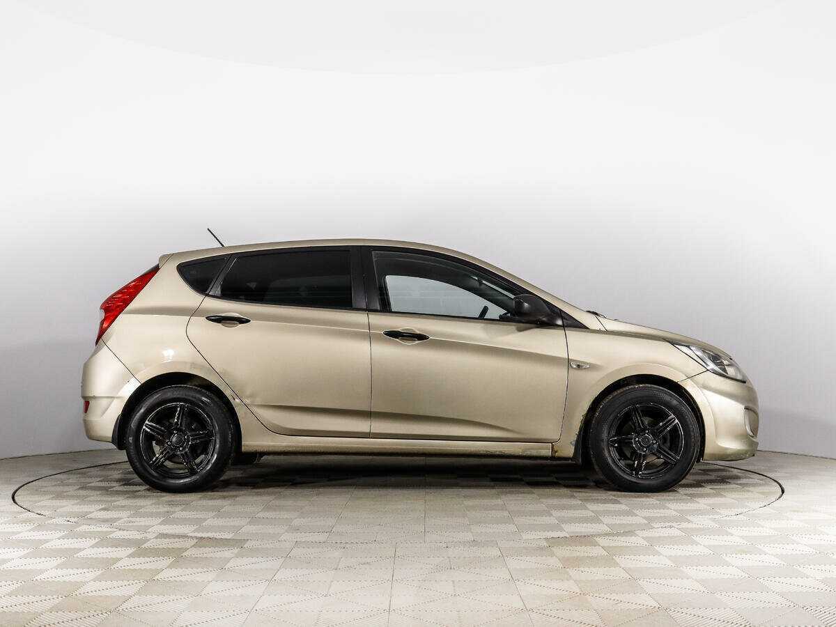 Hyundai Solaris б/у, 2013, Автоматическая. Фото: #3