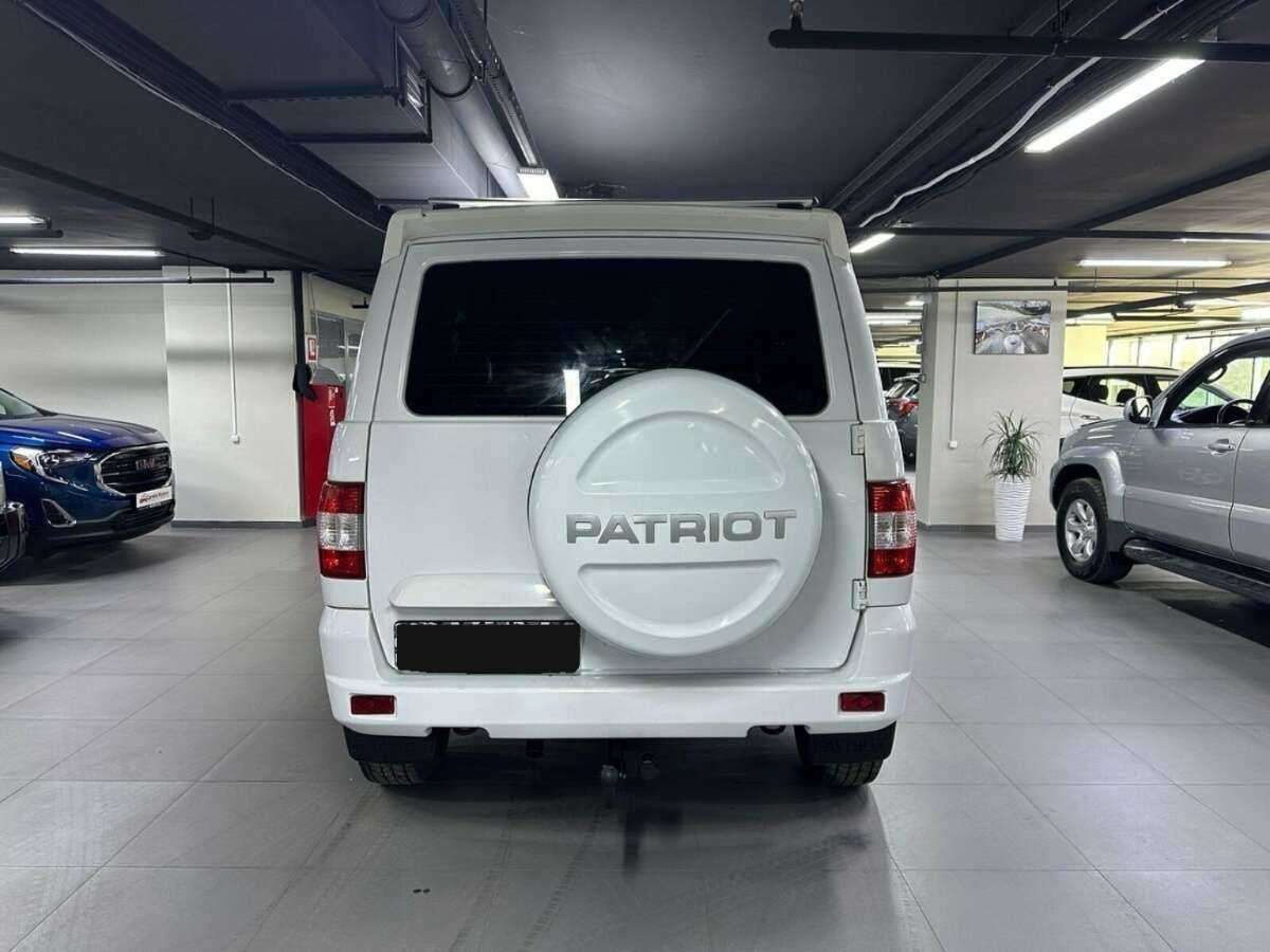 УАЗ Patriot б/у, 2018, Механическая. Фото: #4