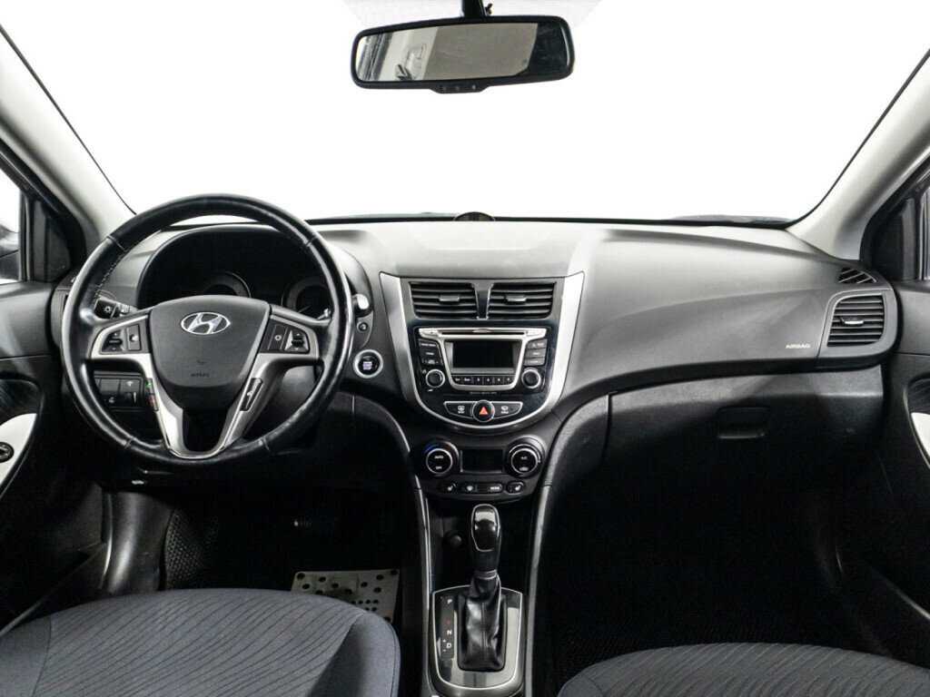 Hyundai Solaris б/у, 2015, Автоматическая. Фото: #12