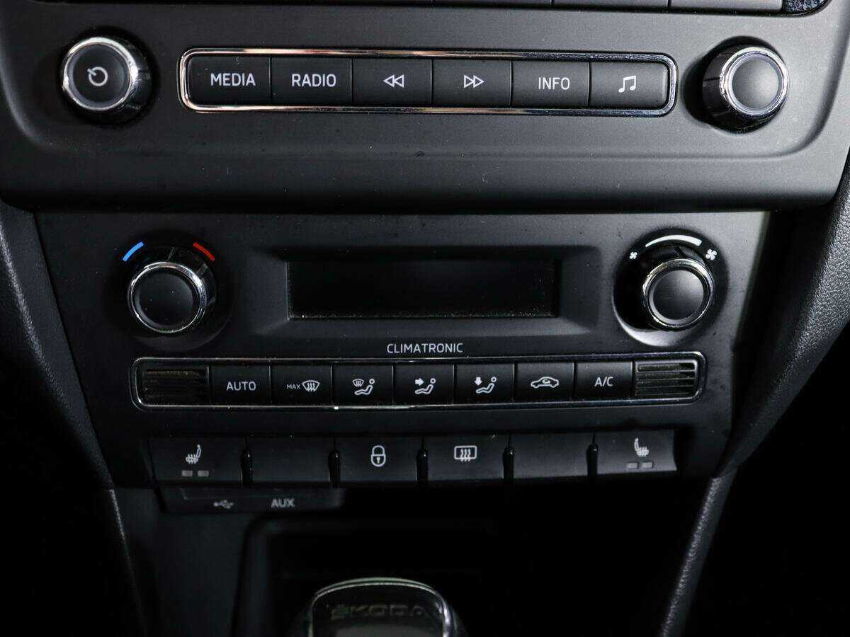 Skoda Rapid б/у, 2014, Автоматическая. Фото: #17