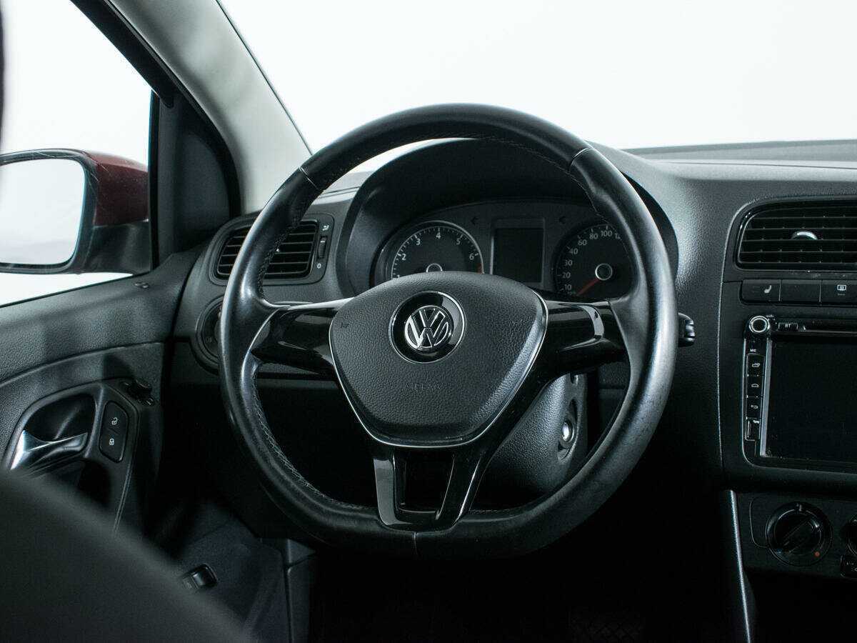 Volkswagen Polo б/у, 2016, Автоматическая. Фото: #13