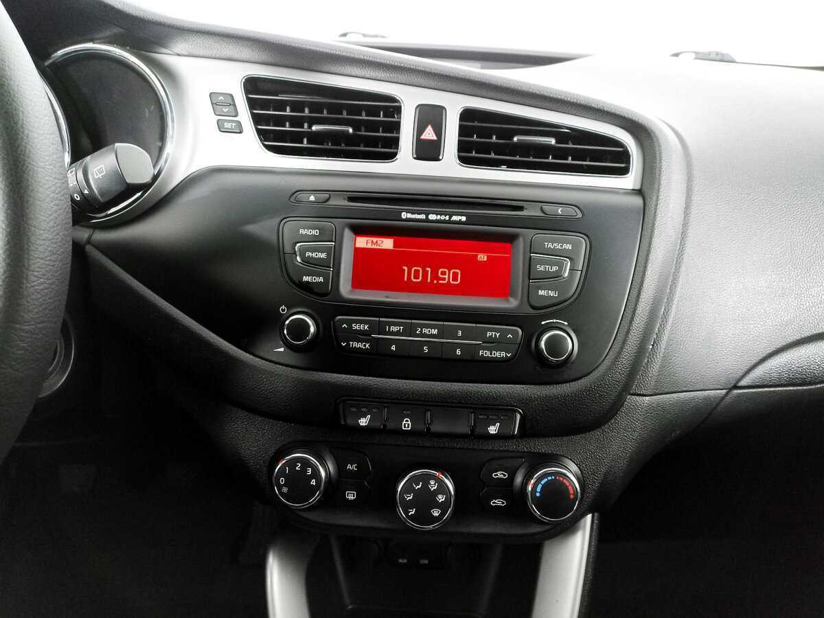 Kia Ceed б/у, 2015, Механическая. Фото: #14