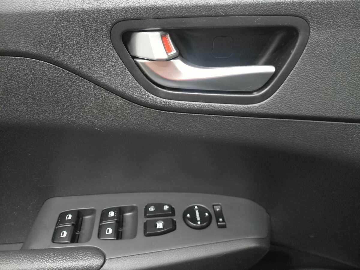 Hyundai Solaris б/у, 2020, Автоматическая. Фото: #14