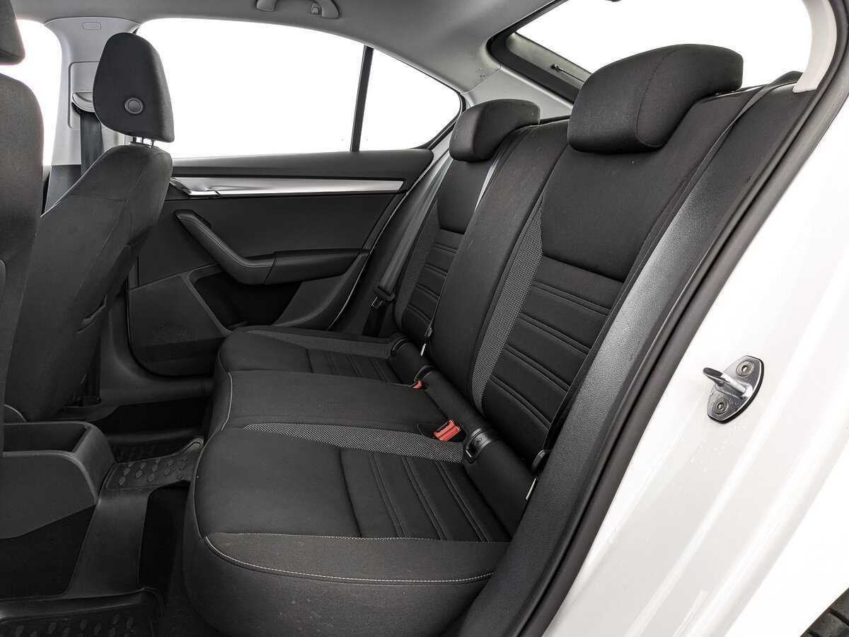 Skoda Octavia б/у, 2017, Механическая. Фото: #10