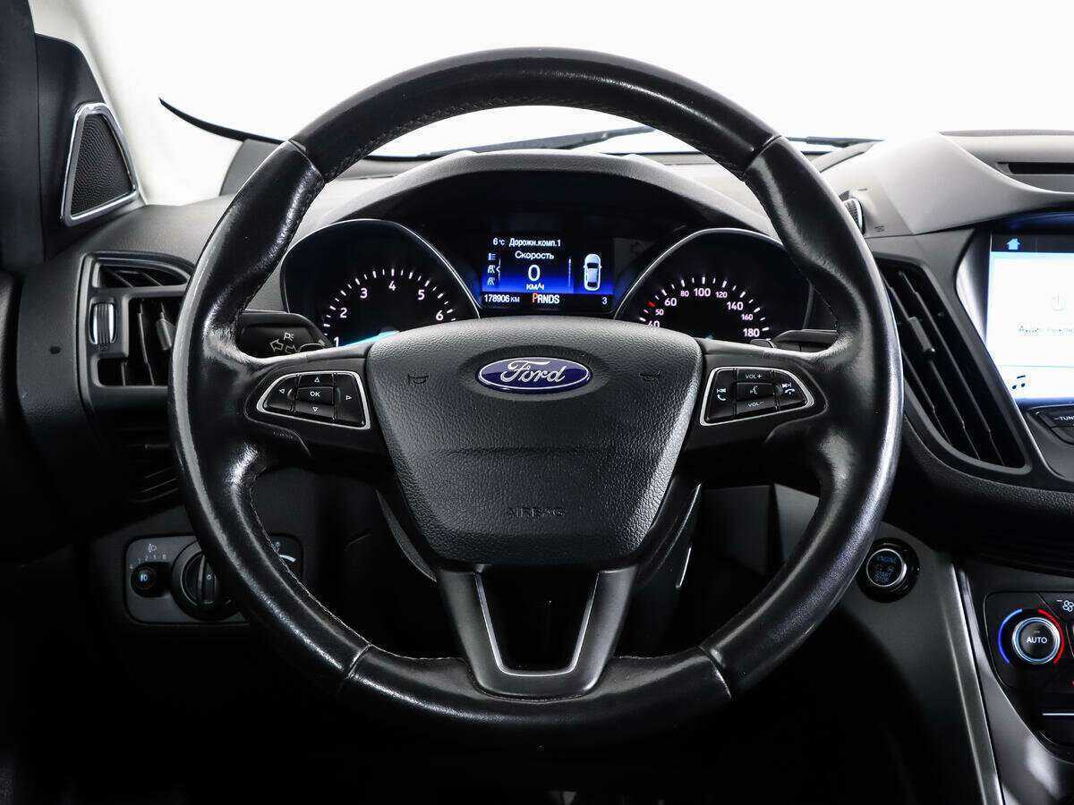 Ford Kuga б/у, 2017, Автоматическая. Фото: #9