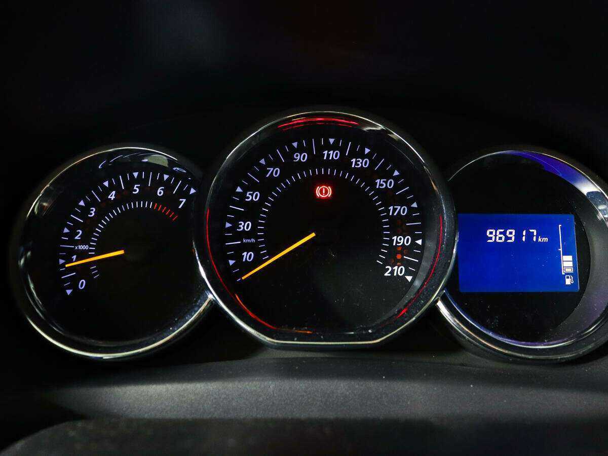 Renault Sandero б/у, 2016, Механическая. Фото: #8