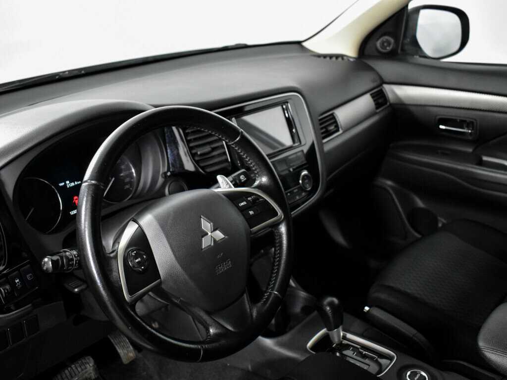 Mitsubishi Outlander б/у, 2014, Вариатор. Фото: #8