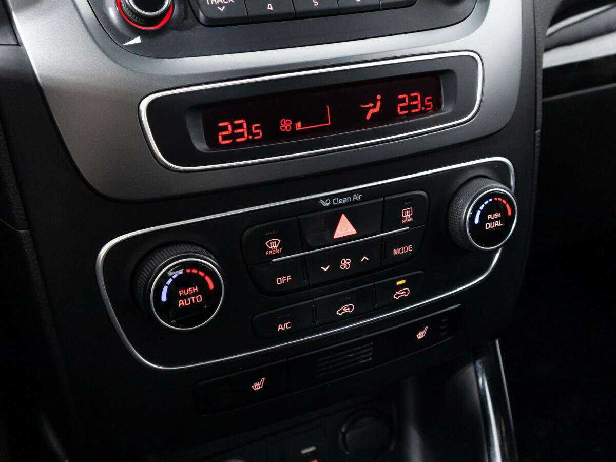 Kia Sorento б/у, 2015, Механическая. Фото: #14