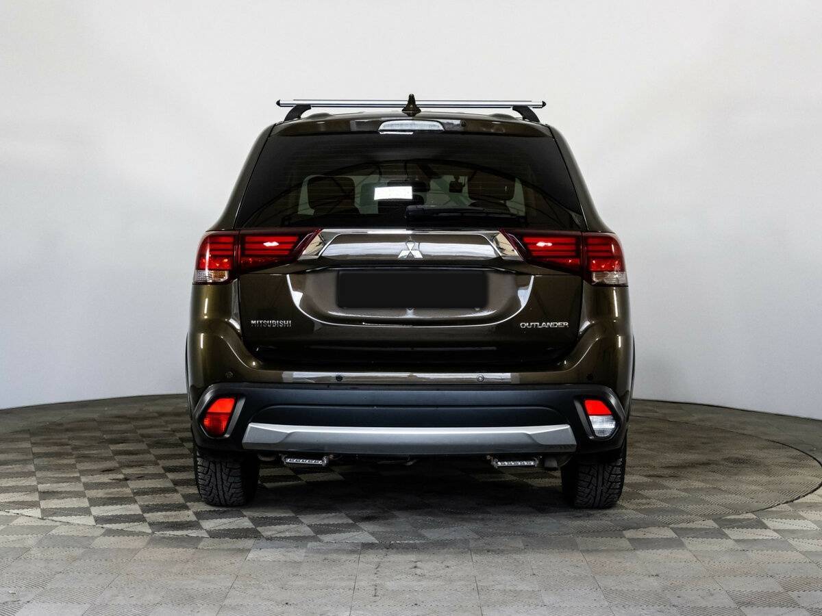 Mitsubishi Outlander б/у, 2018, Вариатор. Фото: #5