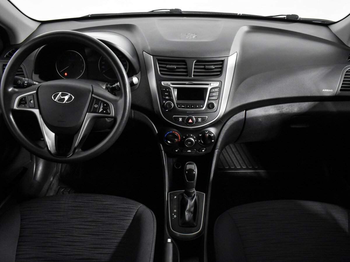 Hyundai Solaris б/у, 2015, Автоматическая. Фото: #12