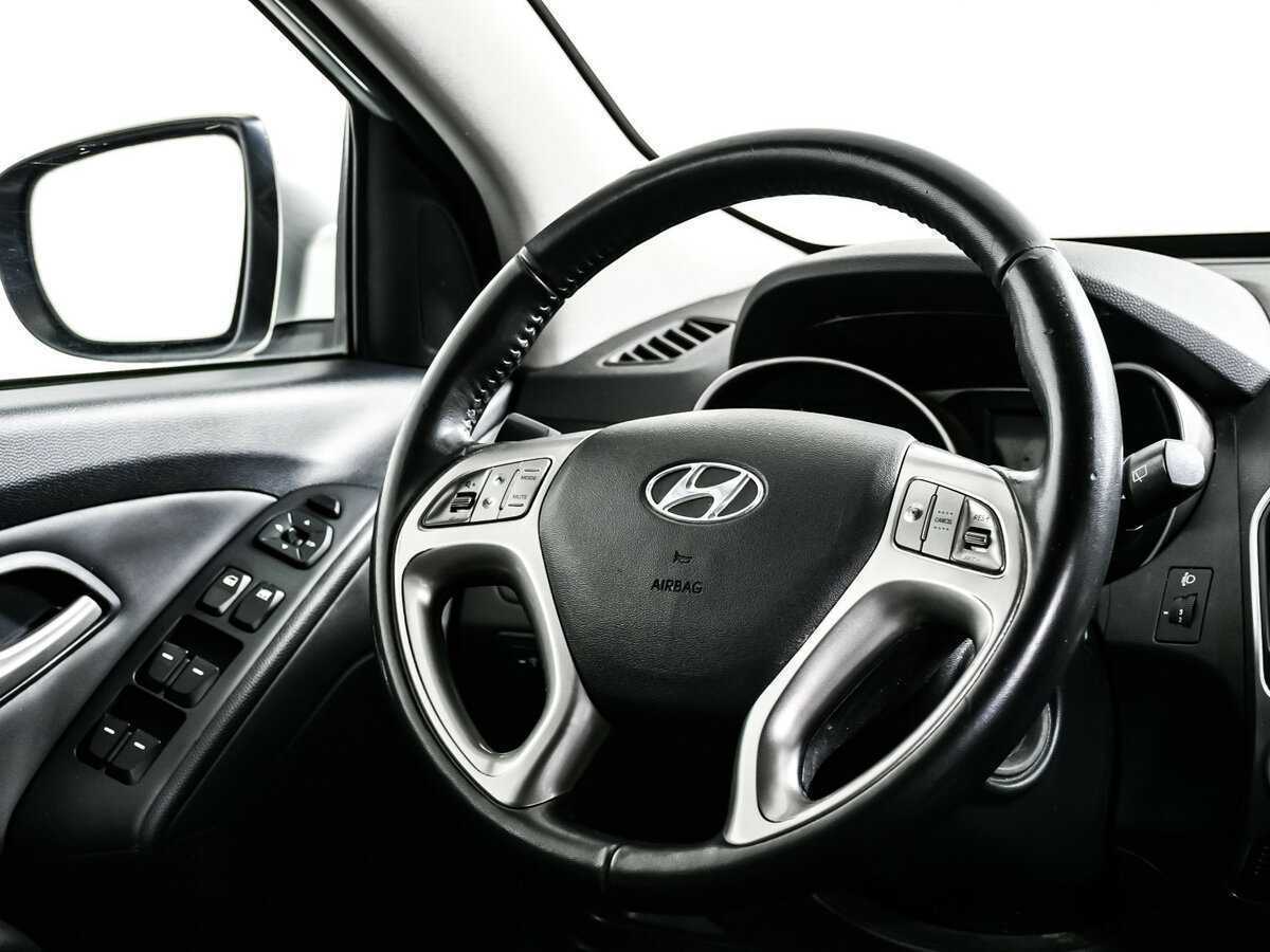 Hyundai ix35 б/у, 2012, Автоматическая. Фото: #15