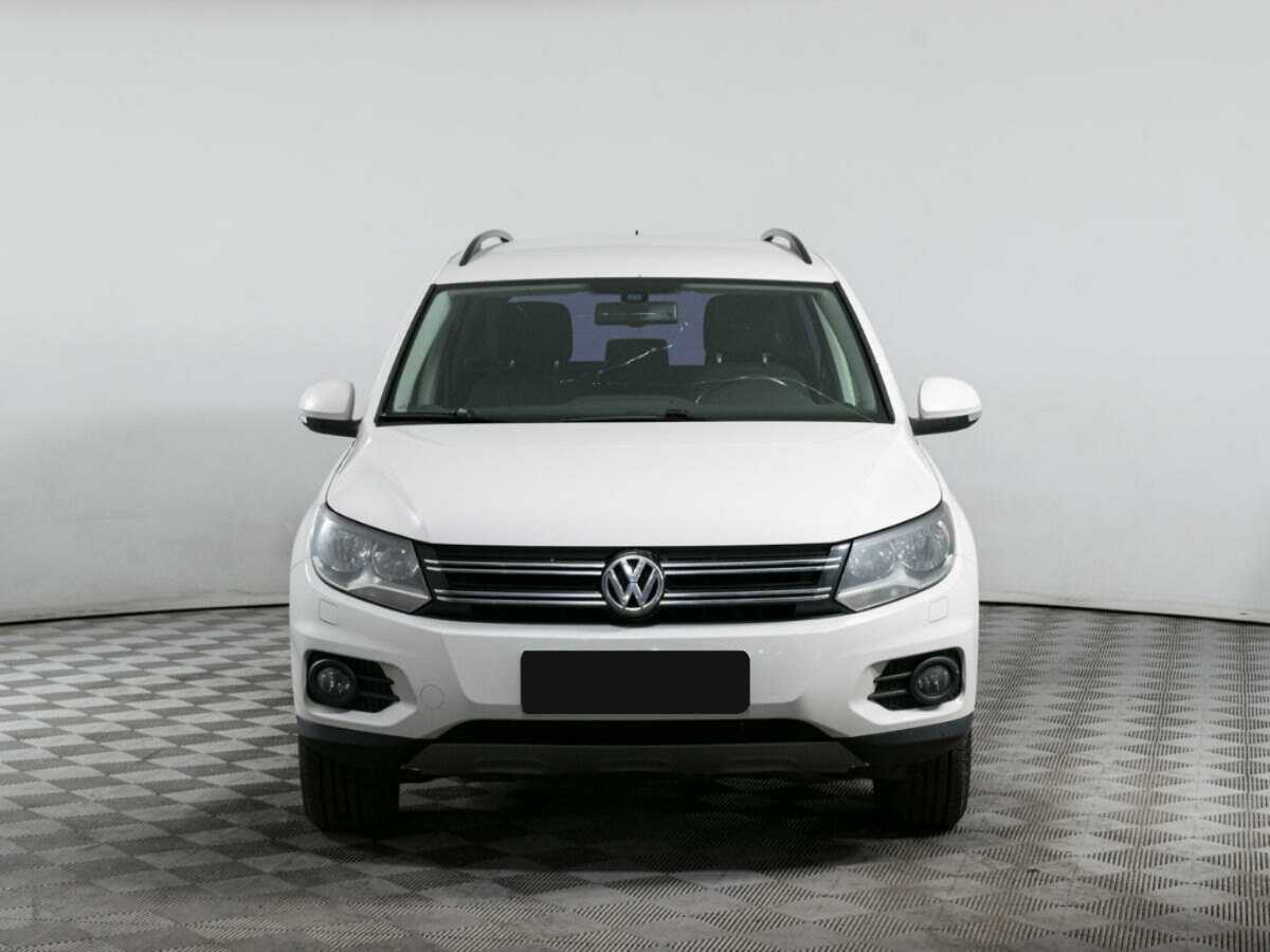 Volkswagen Tiguan б/у, 2013, Автоматическая. Фото: #1