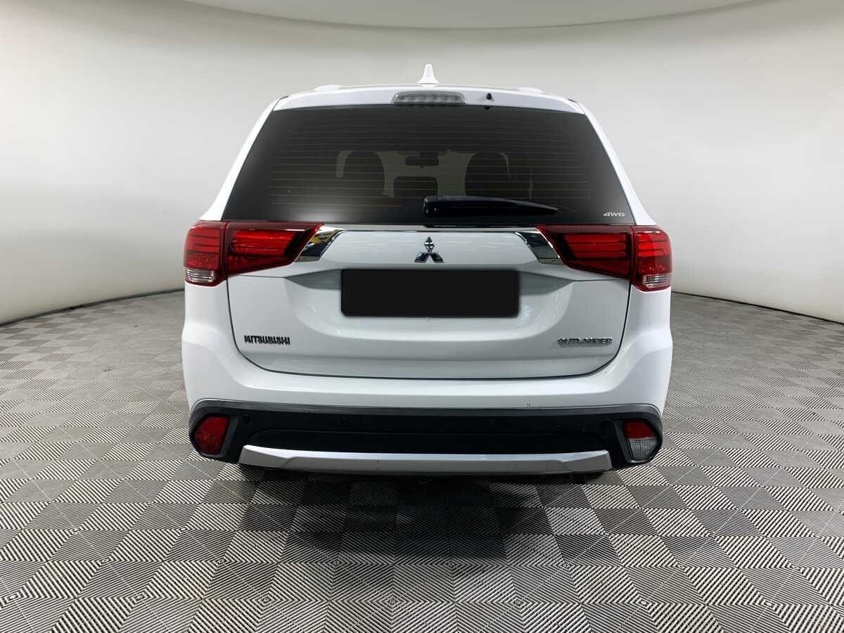 Mitsubishi Outlander б/у, 2017, Вариатор. Фото: #5