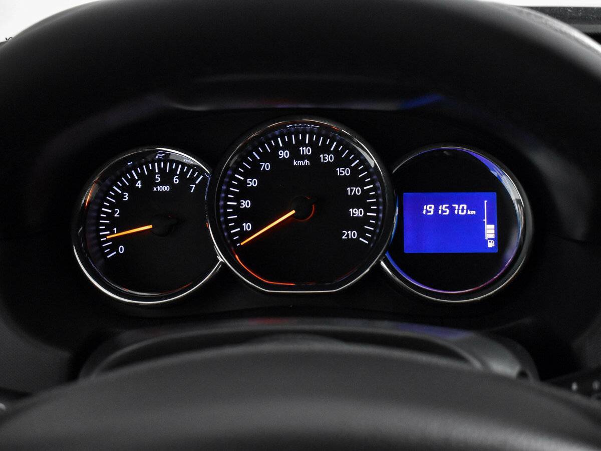 Renault Duster б/у, 2017, Механическая. Фото: #16