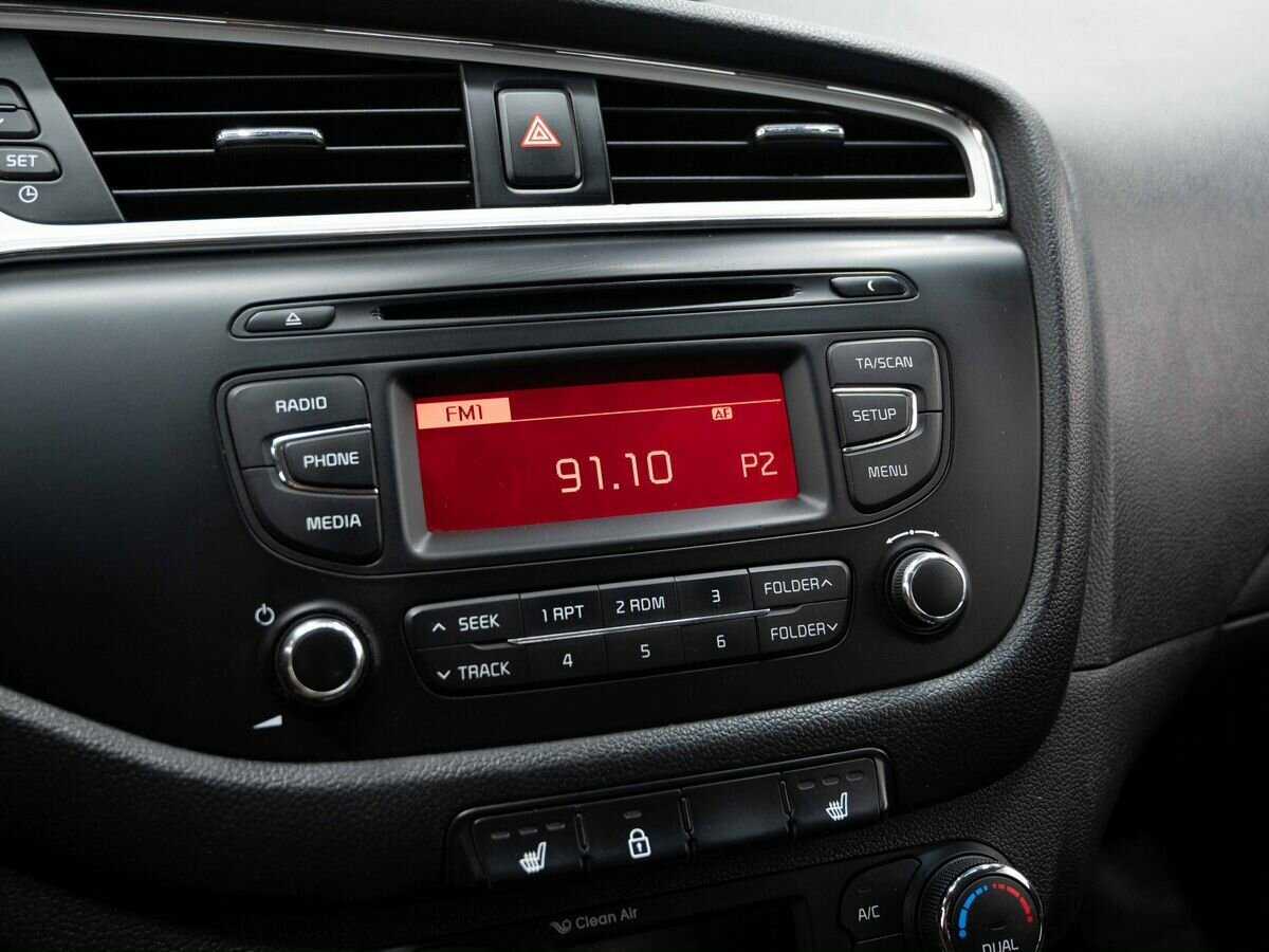 Kia Ceed б/у, 2015, Автоматическая. Фото: #19