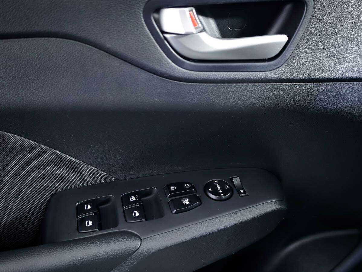 Hyundai Solaris б/у, 2017, Автоматическая. Фото: #17